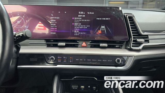 Kia Sportage (V) Diesel 2.0 2WD Nobleless 2022 — фото 14