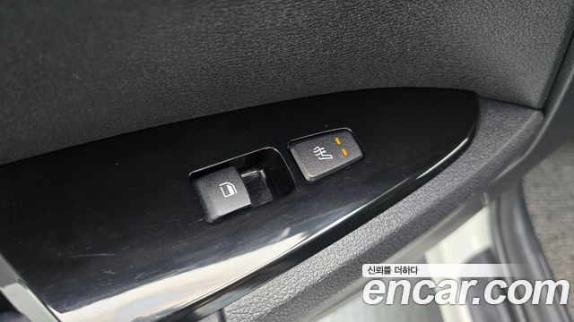 Kia Sportage (V) Diesel 2.0 2WD Nobleless 2022 — фото 19