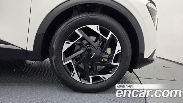 Kia Sportage (V) Diesel 2.0 2WD Nobleless 2022 — фото 21