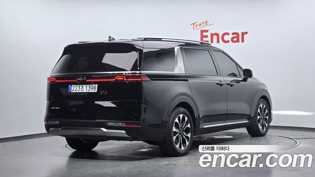 Kia Carnival (IV) Diesel 9-Seater Signature 2023 — фото 2