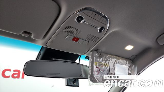 Hyundai Grandeur (IG) 3.0 LPi (Taxi) example 2022 — фото 17