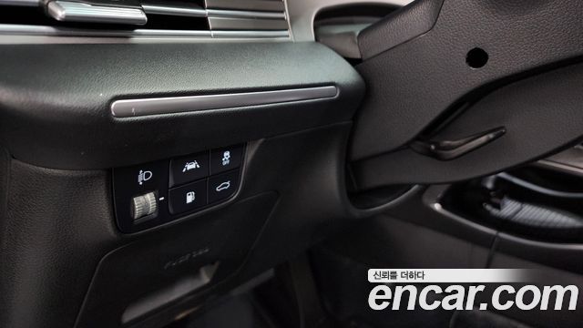 Hyundai Grandeur (IG) 3.0 LPi (Taxi) example 2022 — фото 18