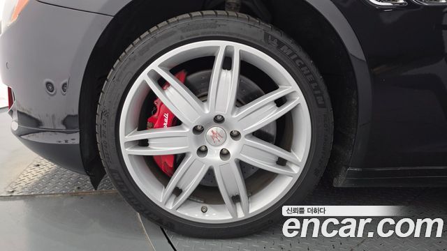 Maserati Quattroporte GTS 3.8 V8 2015 — фото 5