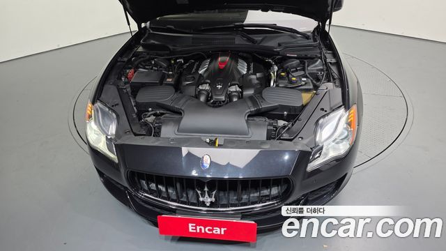 Maserati Quattroporte GTS 3.8 V8 2015 — фото 6