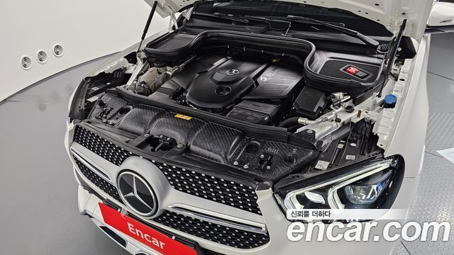 Mercedes-Benz GLE-Class (W167) GLE400d 4MATIC Coupe 2023 — фото 6