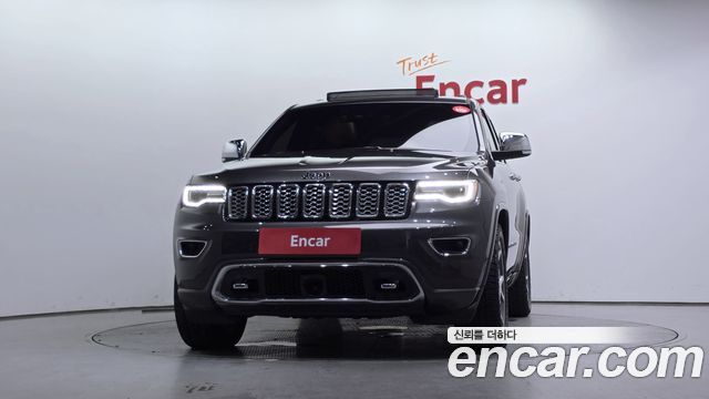 Jeep Grand Cherokee 3.6 Overland WK2 2021 — фото 3