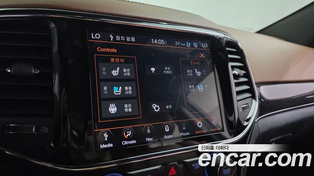 Jeep Grand Cherokee 3.6 Overland WK2 2021 — фото 17