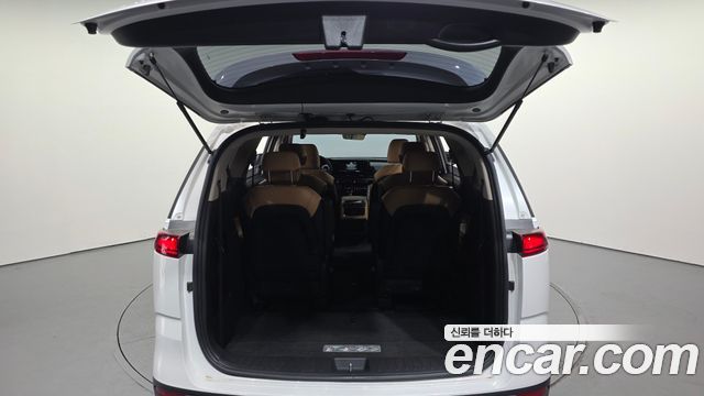 Kia Carnival (IV) Diesel 9-Seater Prestige 2023 — фото 20