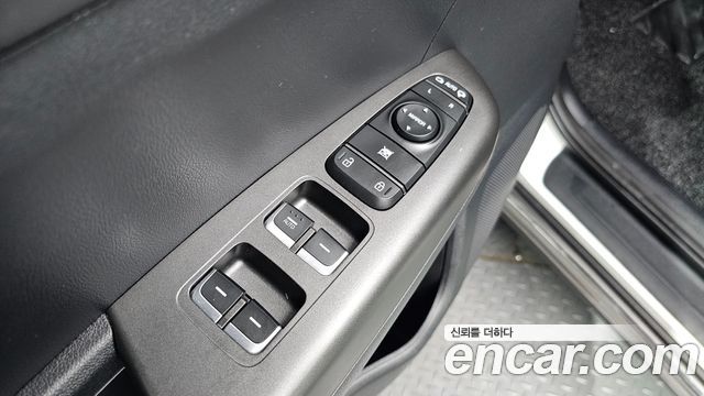 Kia Sportage The Bold Diesel 1.6 2WD Prestige 2022 — фото 28
