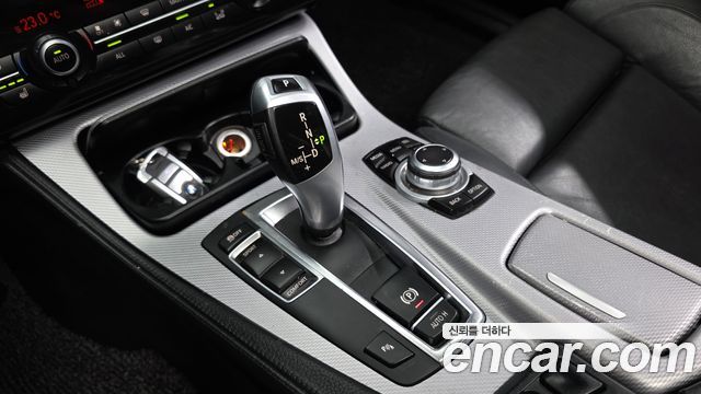 BMW 5 Series (F10) 520d M Sport 2013 — фото 9