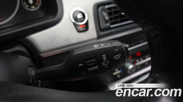 BMW 5 Series (F10) 520d M Sport 2013 — фото 17