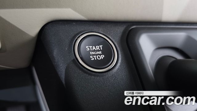 Land Rover Defender (L663) 110 D250 SE 2024 — фото 36