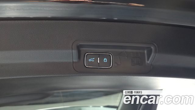 Ford Explorer (VI) 2.3 LimIted 4WD 2023 — фото 18