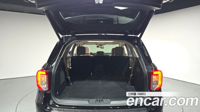 Ford Explorer (VI) 2.3 LimIted 4WD 2023 — фото 19
