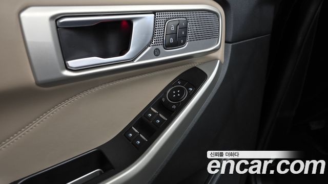 Ford Explorer (VI) 2.3 LimIted 4WD 2023 — фото 20