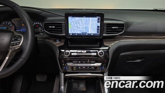 Ford Explorer (VI) 2.3 LimIted 4WD 2023 — фото 27