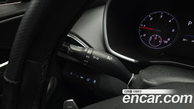 Hyundai Santa Fe Diesel 2.2 2WD Premium Choice 2021 — фото 16