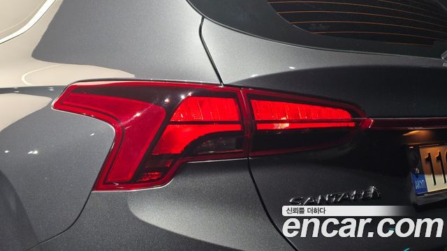 Hyundai Santa Fe Diesel 2.2 2WD Premium Choice 2021 — фото 23