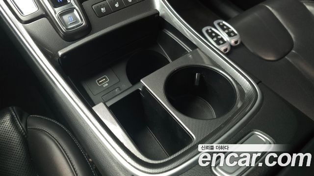 Hyundai Santa Fe Diesel 2.2 2WD Premium Choice 2021 — фото 30