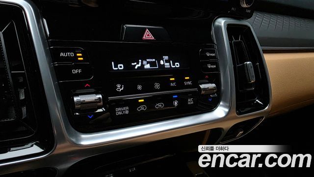 Kia Sorento (IV) HEV 1.6 2WD Signature 2021 — фото 21