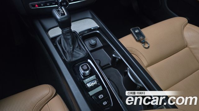Volvo XC60 (II) T6 Inscription 2019 — фото 9
