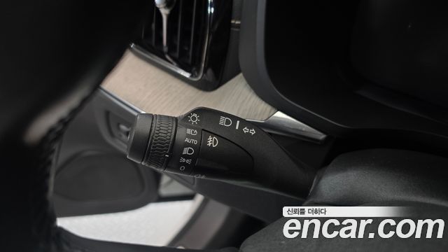 Volvo XC60 (II) T6 Inscription 2019 — фото 28