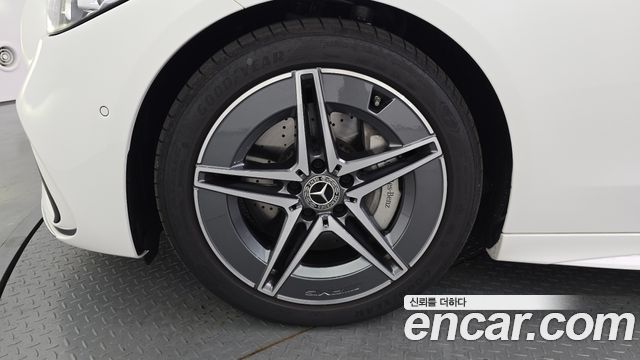 Mercedes-Benz C-Class (W206) C200 AMG Line 2025 — фото 5