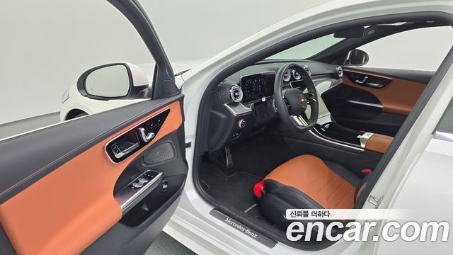 Mercedes-Benz C-Class (W206) C200 AMG Line 2025 — фото 10