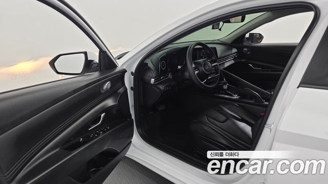Hyundai Avante (CN7) 1.6 Smart 2023 — фото 10
