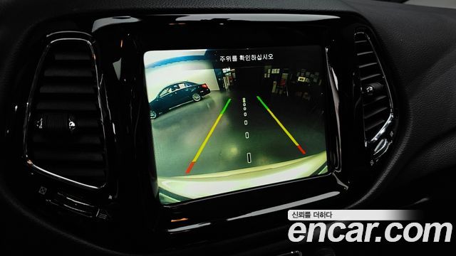 Jeep Compass (II) 2.4 limited 2WD 2021 — фото 15