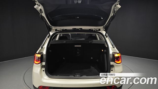 Jeep Compass (II) 2.4 limited 2WD 2021 — фото 20