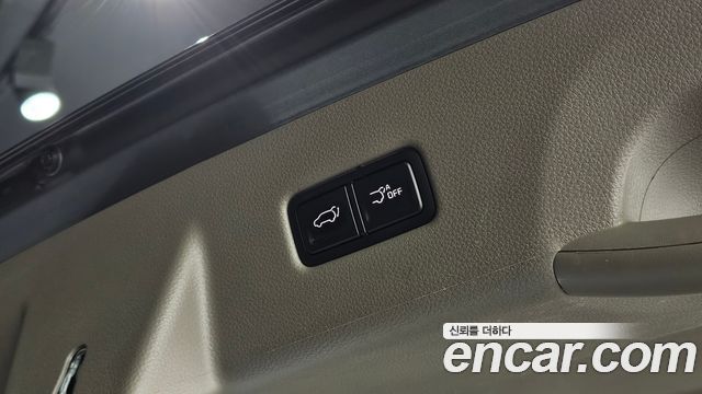 Kia Carnival (IV) Gasoline 9-Seater Signature 2023 — фото 19