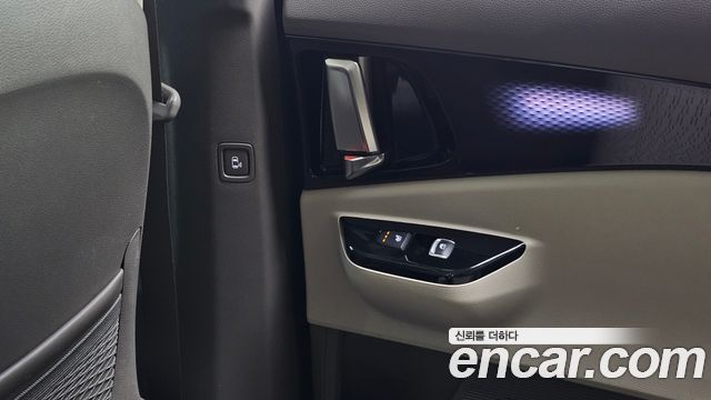 Kia Carnival (IV) Gasoline 9-Seater Signature 2023 — фото 20