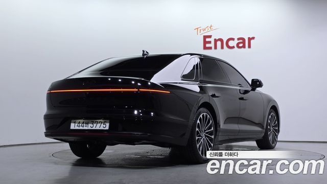 Hyundai Grandeur Hybrid (GN7) Honors 2026 — фото 2