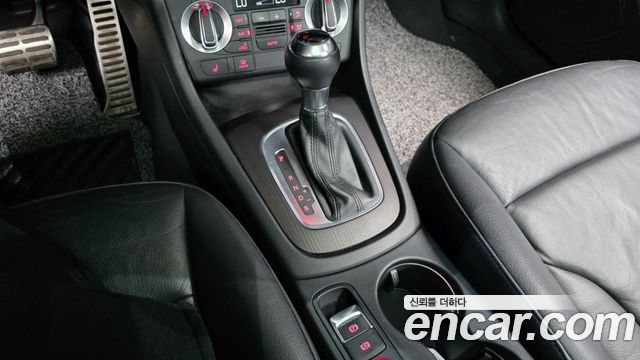 Audi Q3 2.0 TDI Quattro Dynamic 8U 2014 — фото 9