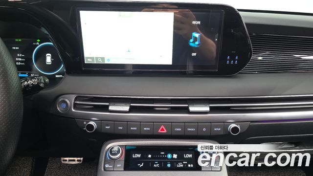 Hyundai Palisade Gasoline 3.8 2WD Calligraphy Black Edition 2024 — фото 13