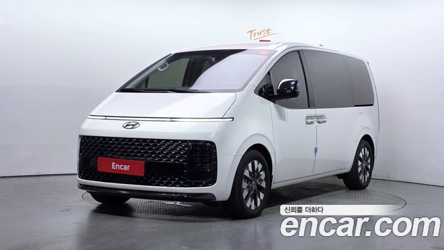 Hyundai Staria L3.5 Lounge 9-Seater Mobility 2022 — фото 1