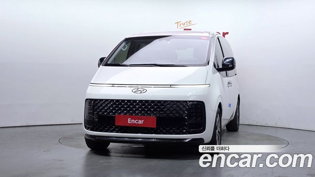 Hyundai Staria L3.5 Lounge 9-Seater Mobility 2022 — фото 3