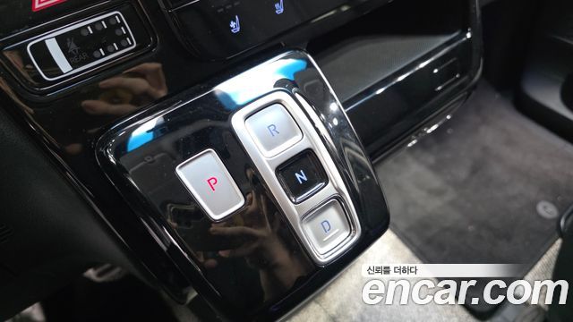 Hyundai Staria L3.5 Lounge 9-Seater Mobility 2022 — фото 9
