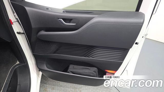 Hyundai Staria L3.5 Lounge 9-Seater Mobility 2022 — фото 25