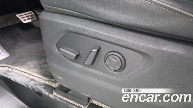 Hyundai Staria L3.5 Lounge 9-Seater Mobility 2022 — фото 33