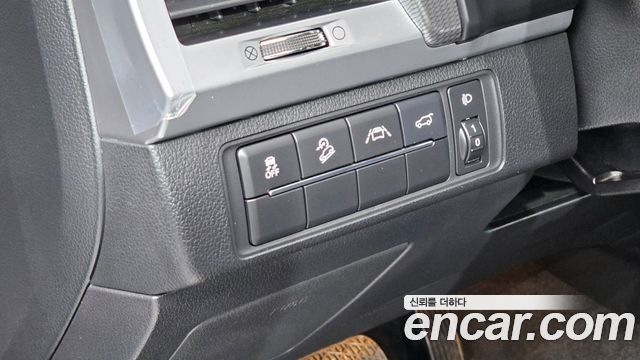 KG Mobility (SsangYong) Rexton Diesel 2.2 4WD Prestige 2023 — фото 19