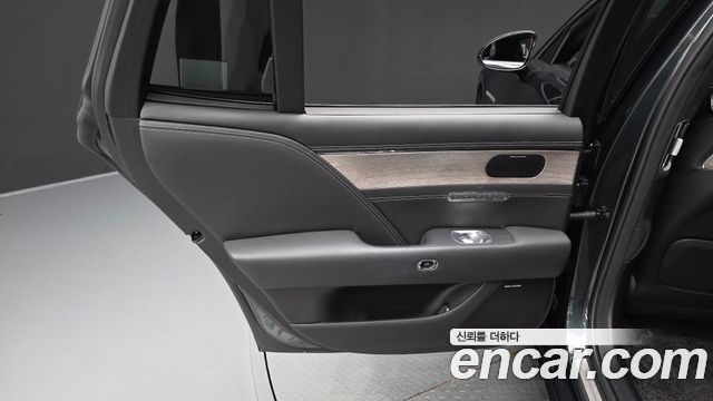 Genesis G90 (RS4) Gasoline 3.5 Turbo AWD 2024 — фото 25