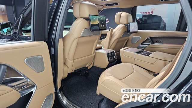 Land Rover Range Rover (V) P530 Autobiography Long Wheel Base 2023 — фото 12