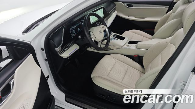 Hyundai Grandeur (IG) 2.5 Le Blanc 2023 — фото 10