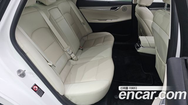 Hyundai Grandeur (IG) 2.5 Le Blanc 2023 — фото 11