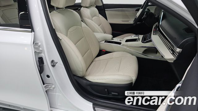 Hyundai Grandeur (IG) 2.5 Le Blanc 2023 — фото 12