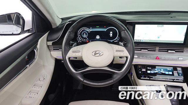 Hyundai Grandeur (IG) 2.5 Le Blanc 2023 — фото 13