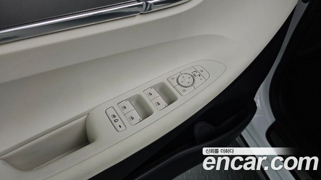 Hyundai Grandeur (IG) 2.5 Le Blanc 2023 — фото 17
