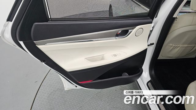 Hyundai Grandeur (IG) 2.5 Le Blanc 2023 — фото 25